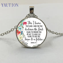 Carica l&#39;immagine nel visualizzatore di Gallery, Geremia 29 11 Poiché conosco i piani che ho per te Collana con ciondolo con versetto della Bibbia Collana con ciondolo cabochon in vetro Collane cristiane 