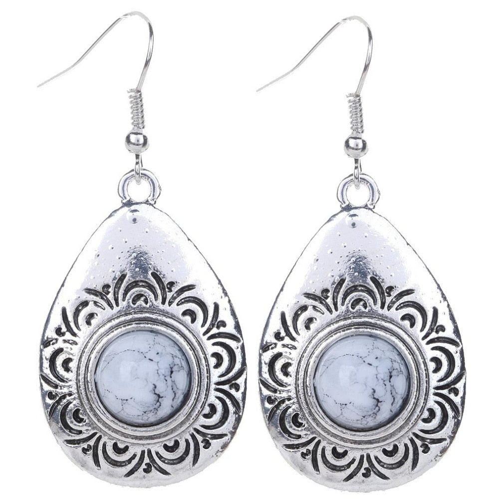 Graceful Teardrop White Round Silver Plated Dangle Earrings E0147