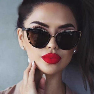 YLWHJJ Cateye Sunglasses Women Vintage Gradient Glasses Retro Cat eye Sun glasses Female Eyewear