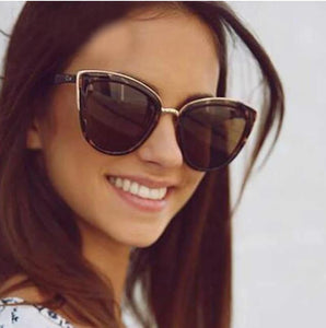 YLWHJJ Cateye Sunglasses Women Vintage Gradient Glasses Retro Cat eye Sun glasses Female Eyewear