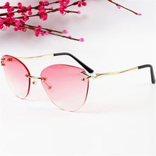 Carica l'immagine nel visualizzatore di Gallery, YOOSKE 2023 Cat Eye Sunglasses Women  Brand Gradient Rimless Sun Glasses Ladies Ocean Diamond Cutting Lens Shade Eyewear