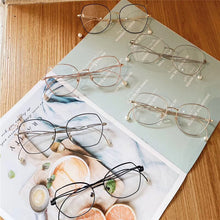 Load image into Gallery viewer, Anti-blue Light Glasses Frame Women Irregular Eyeglasses Unique Pearl Bent-leg Spectacle Frame Fashion Myopia Frames