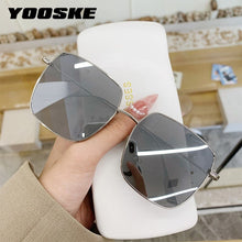 Carica l&#39;immagine nel visualizzatore di Gallery, YOOSKE  Metal Sunglasses Women Men Square Sun Glasses Ladies Shades Gradient Eyewear UV400 Colored Goggles Gold Silver