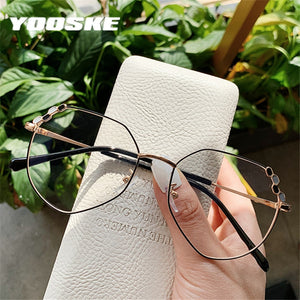 Transparent Optical Glasses Women Elegant Irregular Eyeglasses Frames Ladies Luxury Metal Spectacles Frame