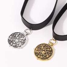 Carica l&#39;immagine nel visualizzatore di Gallery, Yennefer Black Leather Choker Wild Hunt Game Cosplay Medallion Pendant For Women Hip-hop Charm Necklace Clavicle Cool Jewelry