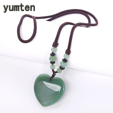 Collane con ciondolo in diaspro verde Donne gotiche Gioielleria raffinata Accessori di lusso per matrimoni Catena con corda a cuore Regalo unico con perline 