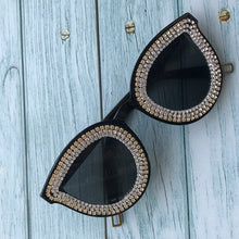 Carica l&#39;immagine nel visualizzatore di Gallery, ZAOLIHU Black Oversized Women Sunglasses Eyeglass UV400 3 Circle Diamond Designer Large Sun Glasses Eyewear