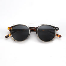 Load image into Gallery viewer, ZENOTTIC Steampunk Round Clip on Sunglasses Men Women Double Layer Removable Lens Acetate UV400 Polarized Sun Glasses with Box
