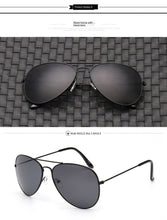 Carica l&#39;immagine nel visualizzatore di Gallery, ZEONTAAT Classic Aviation Occhiali da sole Uomo Occhiali da sole Donna Specchio da guida Occhiali da sole maschili e femminili Pilotati Oculos de sol 3025 