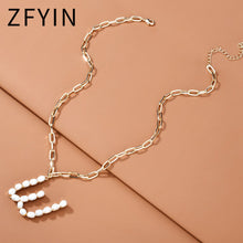 Carica l&#39;immagine nel visualizzatore di Gallery, ZFYIN 2020 New Trendy Jewelry Fresh Water Pearl Alphabet Letters Initials  Pendant Necklaces for Women