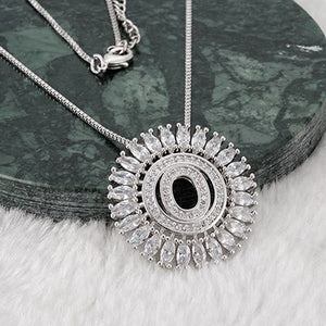Fashion Design Gift Initials Letter Pendant Necklace Rare Trapezoidal Copper Cubic Zirconia High Quality Jewelry for Women