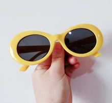 Load image into Gallery viewer, ZUEE Oval Sunglasses Bad Bunny Glasses Ladies Trendy Vintage Retro Sunglasses for Women/men White Black Sunglasses