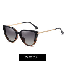 Load image into Gallery viewer, cat eye Magnet Sunglasses female 2023 eyeglasses Polarized  Clip On Myopia Prescription Glasses Frame women eyewear