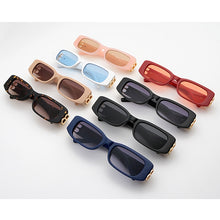 Carica l&#39;immagine nel visualizzatore di Gallery, designer sunglasses women men square  shades glasses gold word B decoration trendy small rectangle sunglasses women 2023