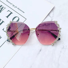 Load image into Gallery viewer, diamond rimless sunglasses women bling diamond brand designer men sun glasses ladies men shades rhinestone oculos de sol case