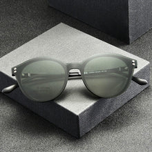 Load image into Gallery viewer, eyewear Frame with 1 Clips On Sunglasses Women Men Polarized Mirror Glasses Set Myopia Optical Lens for Reading with box FML