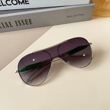 Load image into Gallery viewer, style all-in-one sunglasses conjoined neutral sheet mirror leg sunglasses transparent frame anti-blue optical frame