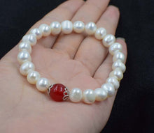 Carica l'immagine nel visualizzatore di Gallery, pearl white near round 8-9mm+ jade bracelet red/green/yellow/orange red coral 7.5inch wholesale beads nature
