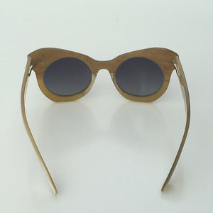 Italian designer small butterfly shiny sea shell decoration horn sunglasses for girls