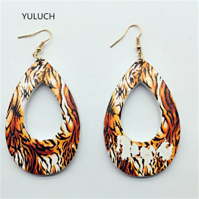 hot Latest charm round Leopard grain wood earrings accessories customized carton statement jewelry for woman 2017 design new