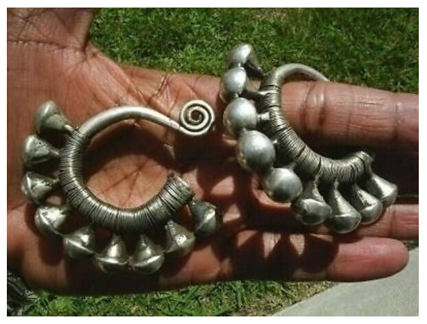 hot sell new - Wholesale -hot >>Charming Tibet Tribal Jewelry Miao Silver Big Hollow Earrings pair