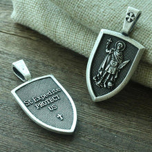 Carica l&#39;immagine nel visualizzatore di Gallery, 1pcs dropshipping men necklace Archangel St.Michael Protect Me Saint Shield Protection Charm russian orhodox pendant