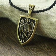 Carica l&#39;immagine nel visualizzatore di Gallery, 1pcs dropshipping men necklace Archangel St.Michael Protect Me Saint Shield Protection Charm russian orhodox pendant