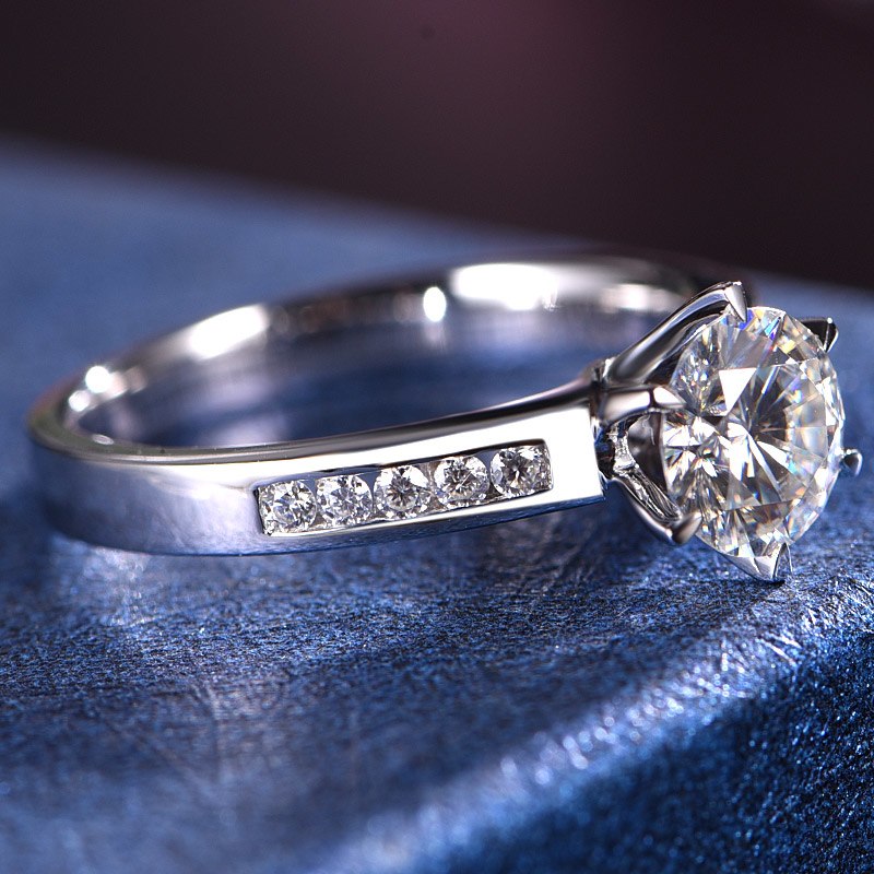 moissanite stone 1 carat 6.5mm moissanite 18K gold ring for girl