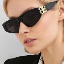 Load image into Gallery viewer, rectangle sunglasses women men BB high quality brand designer green tea leopard small sun glasses oculos de sol