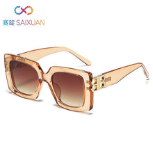 Carica l&#39;immagine nel visualizzatore di Gallery, square BB logo sunglasses women men 2023  brand designer black blue leopard red sahdes for women retro oculos de sol