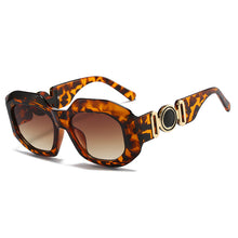 Load image into Gallery viewer, thick frame square retro classic sunglasses 2023  designer summer UV400 green glasses lunette luxe