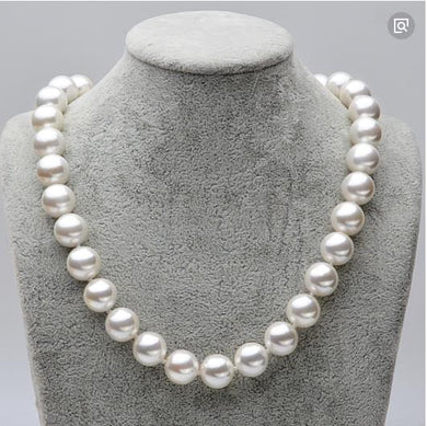 top 11-12 mm Round Genuine South Sea White Pearl Necklace 18  14 K gold