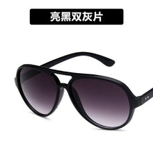 Load image into Gallery viewer, unisex oval sunglasses women men 2023 brand designer leopard green sunmer glasses vintage oculos de sol masculino