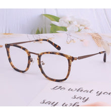 Load image into Gallery viewer, promotion  branded designer acetate business glasses women old men vintage computer transparent brown