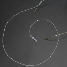 Load image into Gallery viewer, women Vintage Round Small Frame Sunglasses Womens Brand Designer Oval Female Sun Glasses