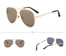 Carica l'immagine nel visualizzatore di Gallery, occhiali da sole da donna Sunnies Pilot Shades UV400 Occhiali vintage Australia 