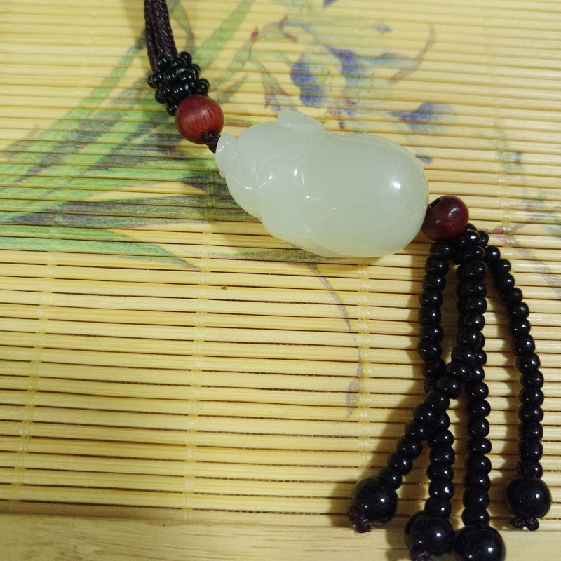 yu xin yuan Hetian Jade Necklace Carved Pig Blessing Lucky Fine Jewelry Women Men Jewelry Pendant